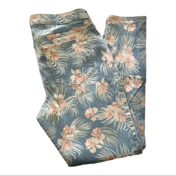 Old Navy Denim - Old Navy Rockstar Jeans Sz 14 Hibiscus print